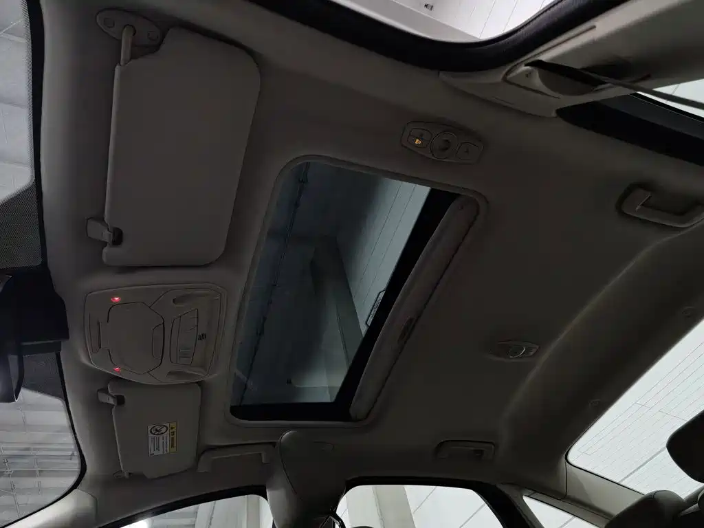 Ford Focus — миниатюра 14