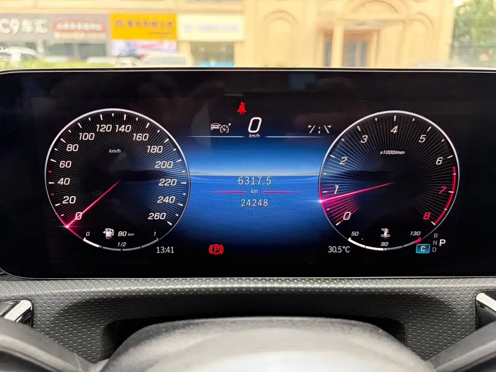 Mercedes-Benz A-Class — миниатюра 13