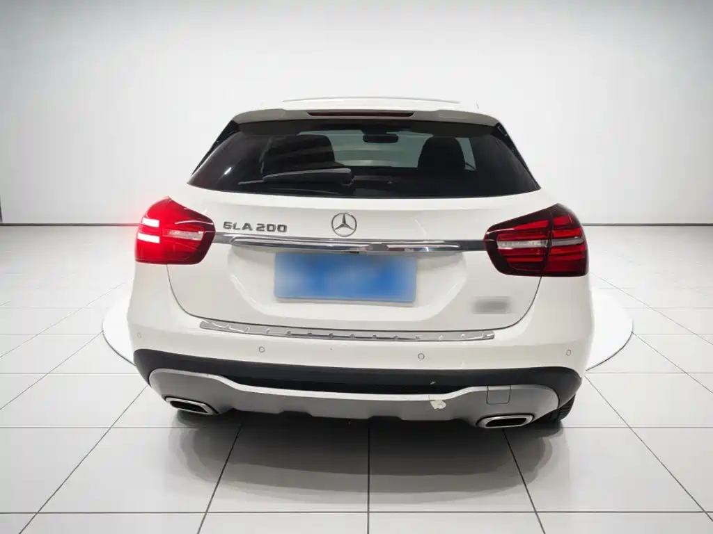 Mercedes-Benz GLA — миниатюра 3