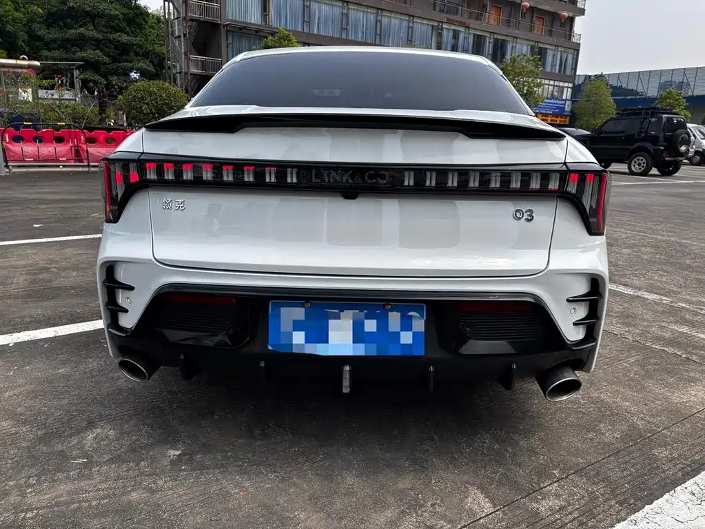 Lynk & Co 03 — миниатюра 8