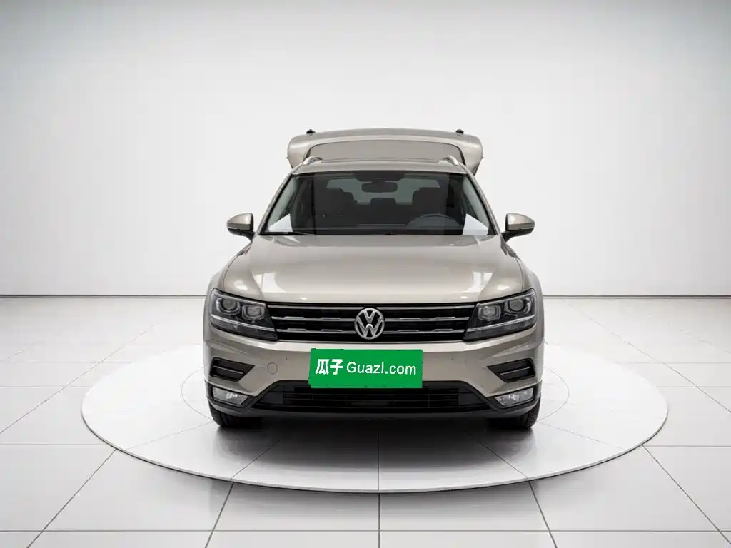 Volkswagen Tiguan L — миниатюра 23