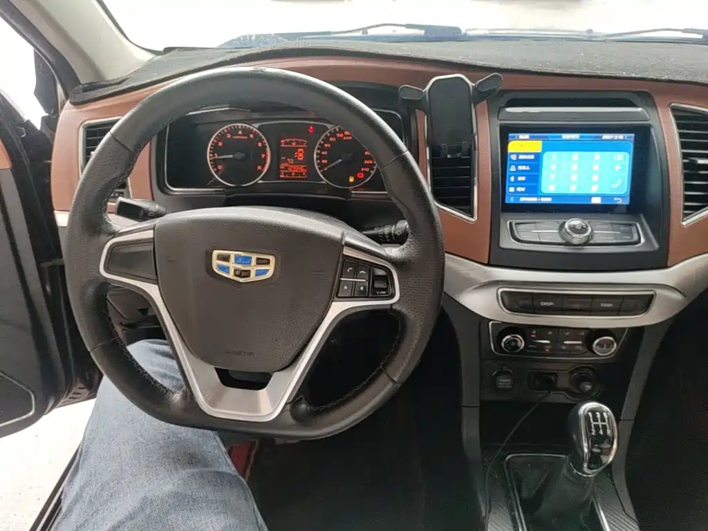 Geely Vision — миниатюра 10