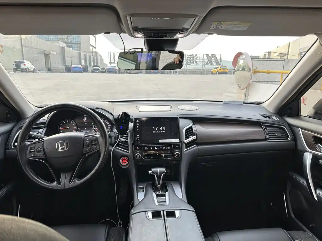 Honda Avancier — миниатюра 9