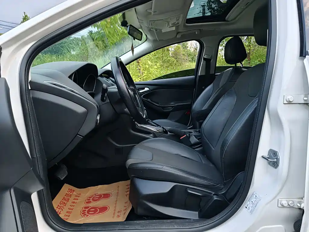 Ford Focus — миниатюра 9