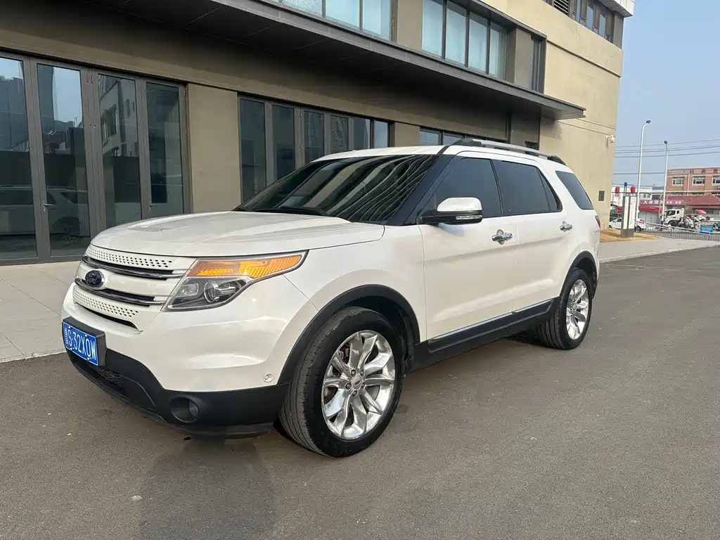Ford Explorer (Import) 2013
