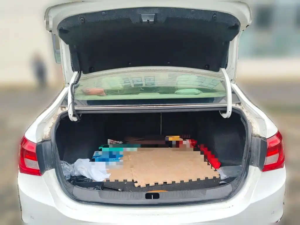 Buick Excelle — миниатюра 20