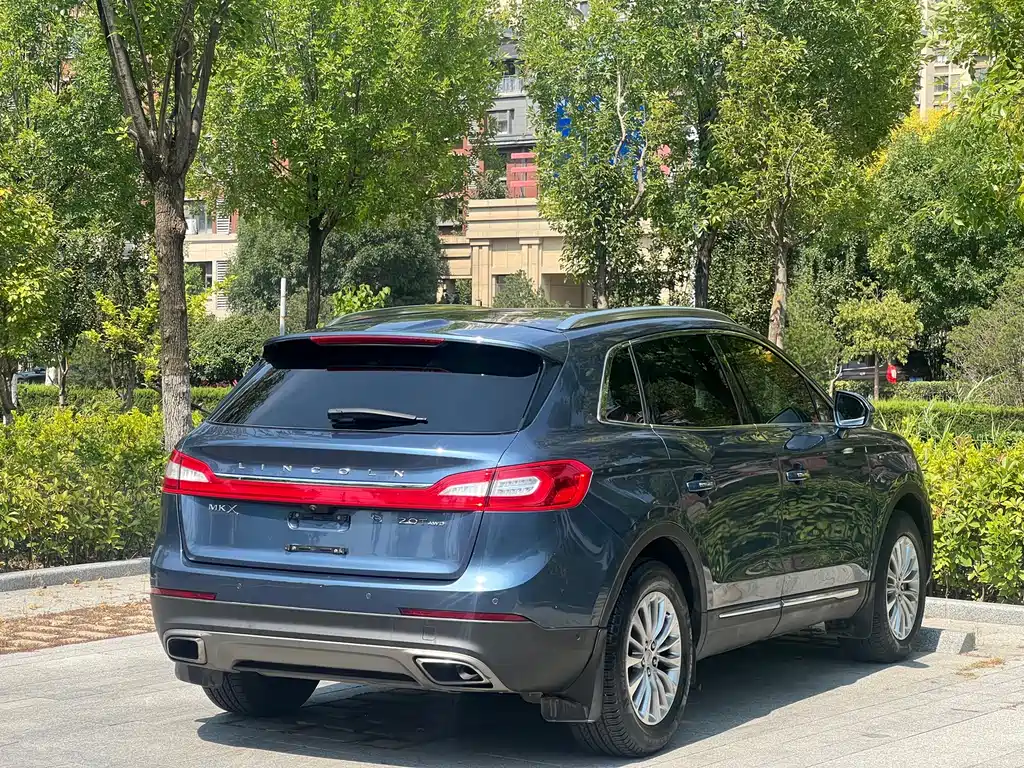 Lincoln MKX — миниатюра 4