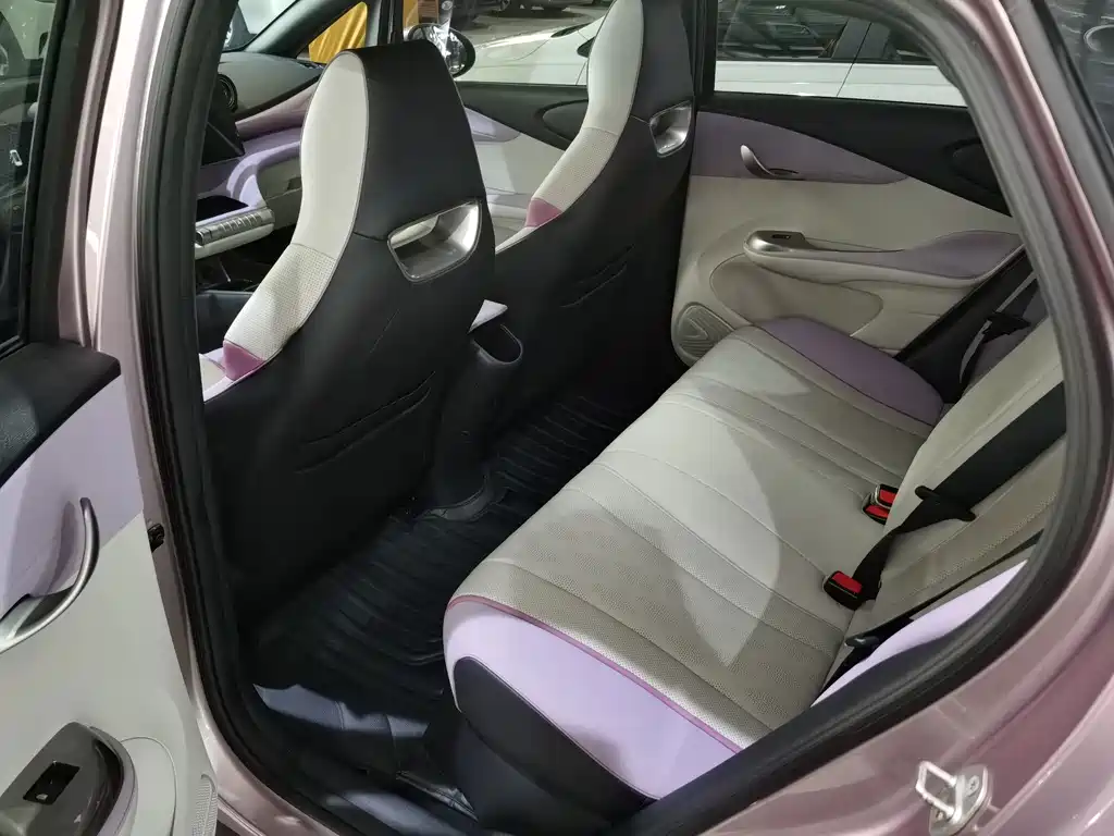 BYD Dolphin — миниатюра 5
