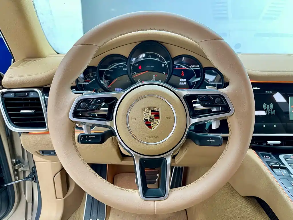 Porsche Panamera — миниатюра 11