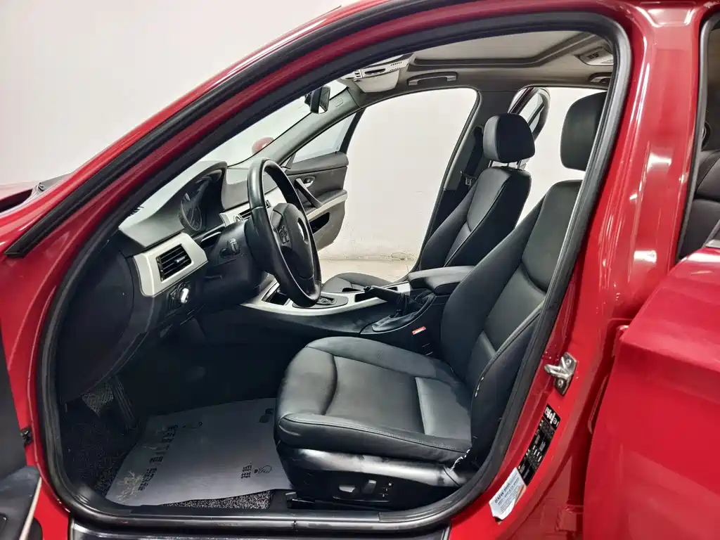 BMW 3 Series — миниатюра 11