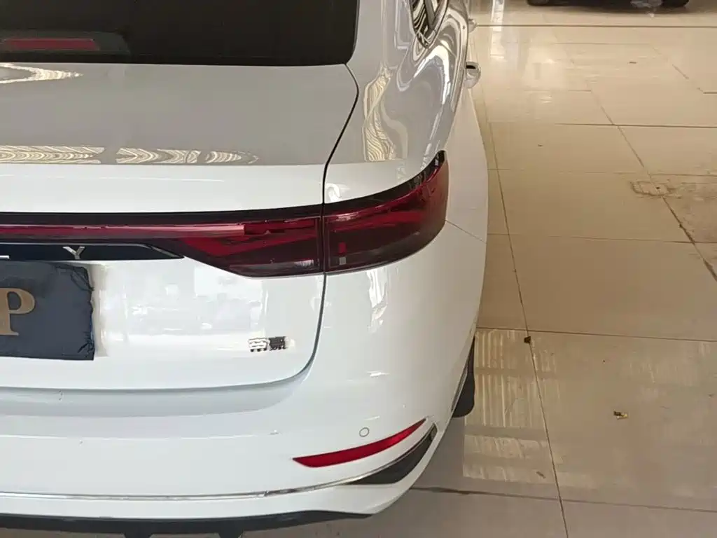 Geely Emgrand — миниатюра 8