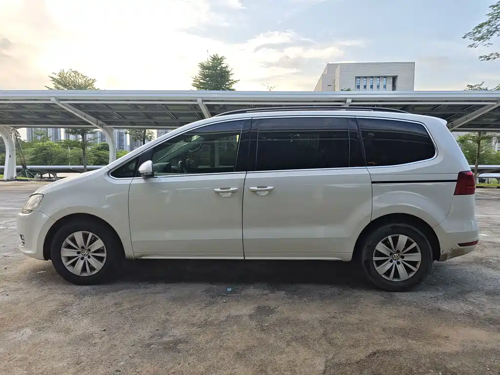 Volkswagen Sharan — миниатюра 8