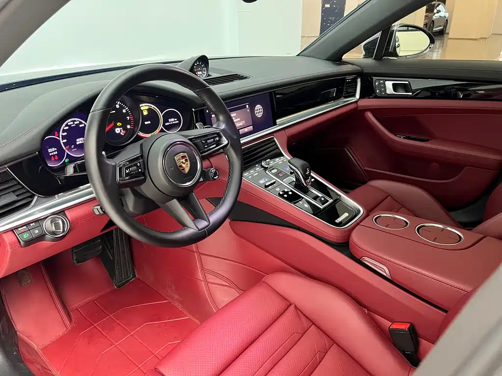Porsche Panamera — миниатюра 12