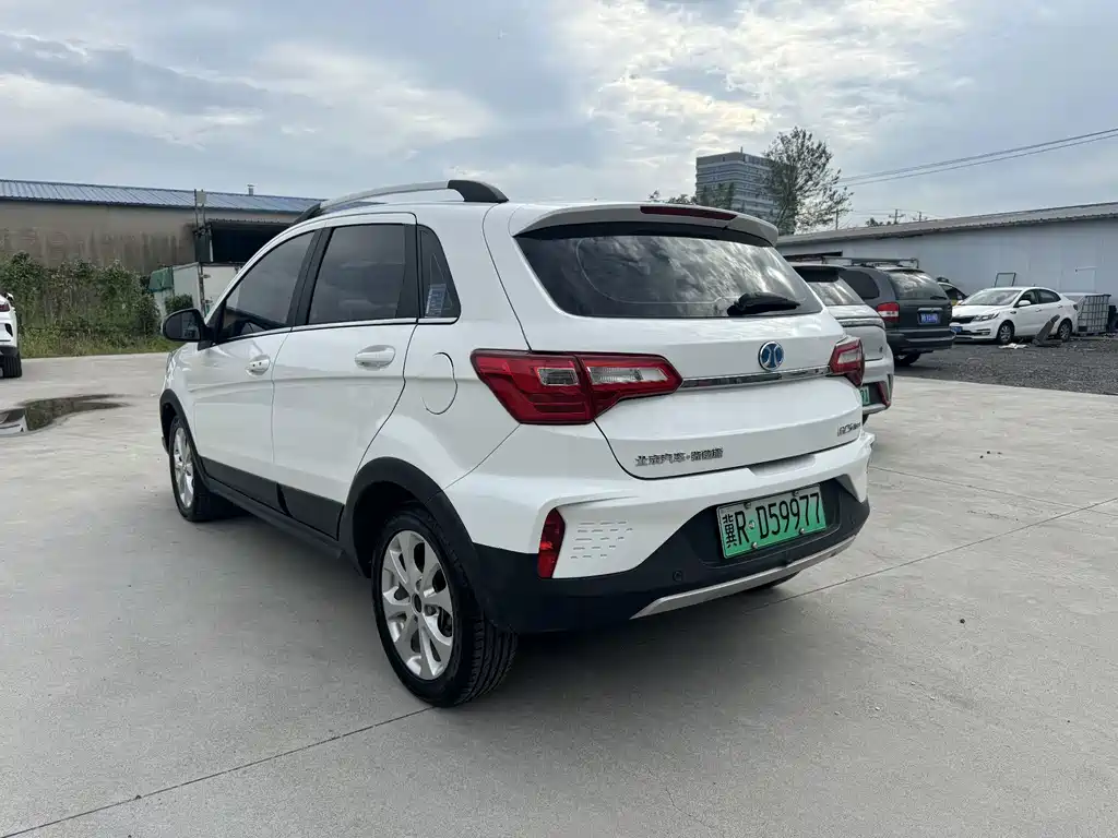 BAIC New Energy EC5 — миниатюра 12