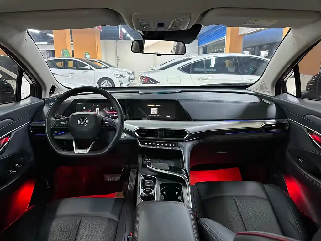 Changan UNI-T — миниатюра 4
