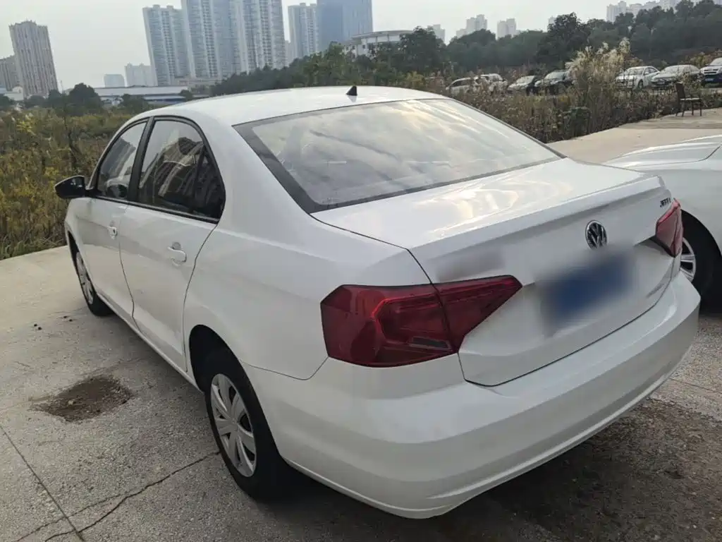 Volkswagen Jetta — миниатюра 5