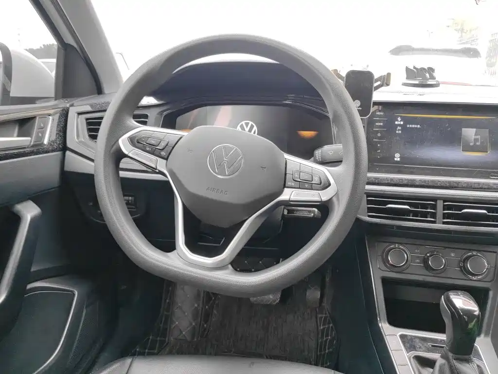 Volkswagen Lavida — миниатюра 11