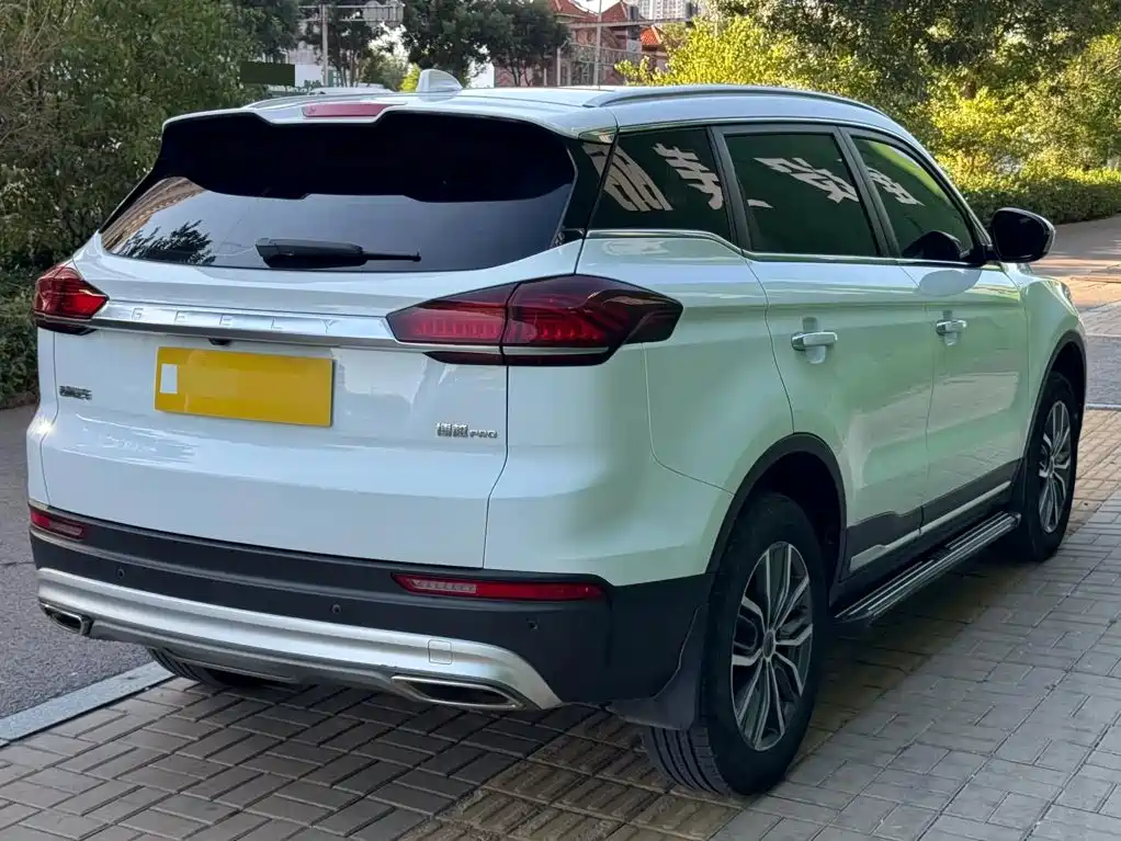 Geely Boyue — миниатюра 18