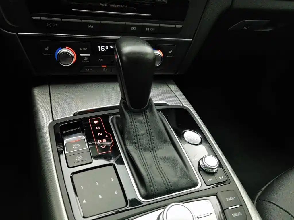 Audi A6L — миниатюра 13