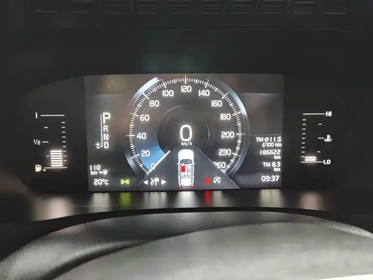 Volvo XC90 — миниатюра 12