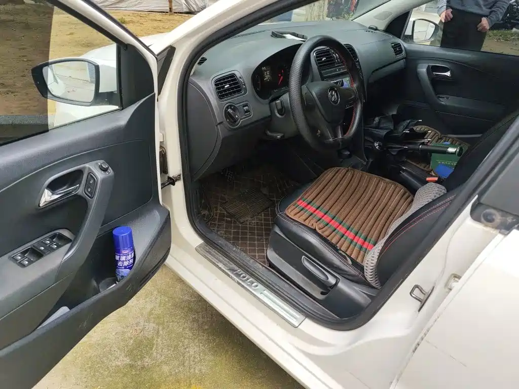 Volkswagen Polo — миниатюра 12