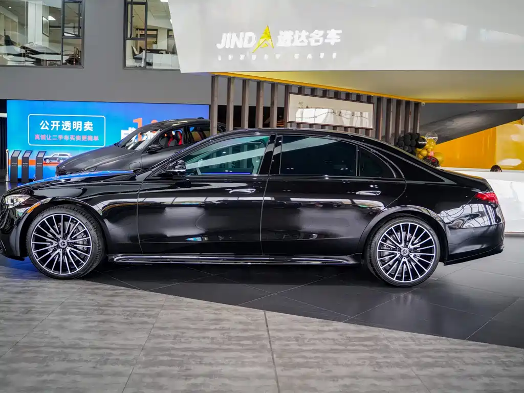 Mercedes-Benz S-Class — миниатюра 8