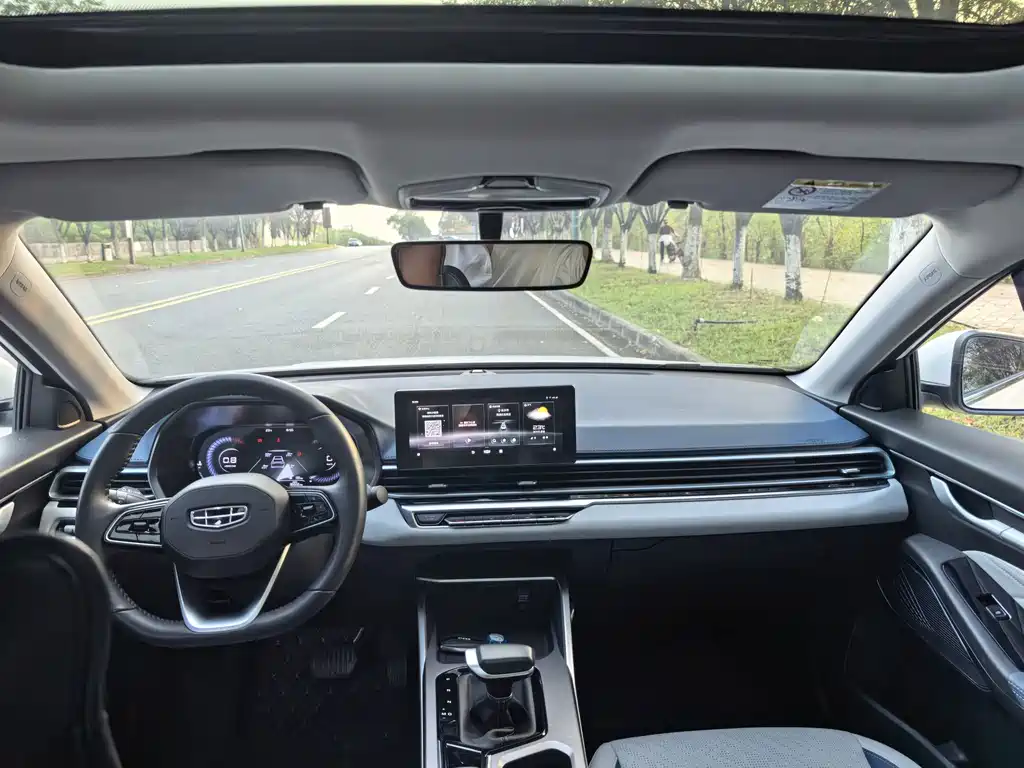 Geely Emgrand — миниатюра 4