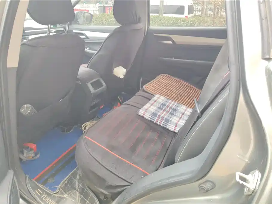 GEELY AUTOMOBILE VISION X6