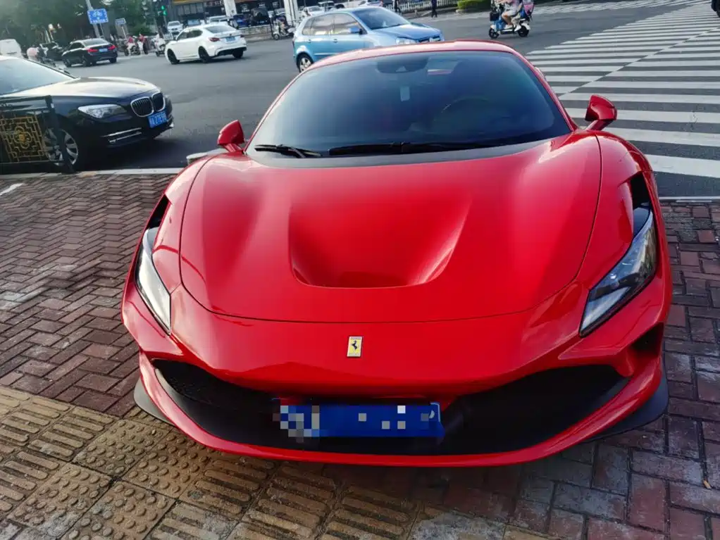 Ferrari F8 — миниатюра 2