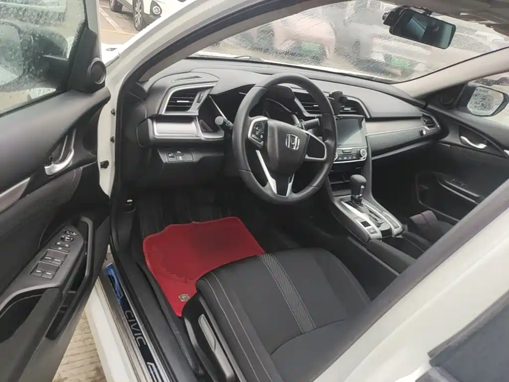 Honda Civic — миниатюра 16