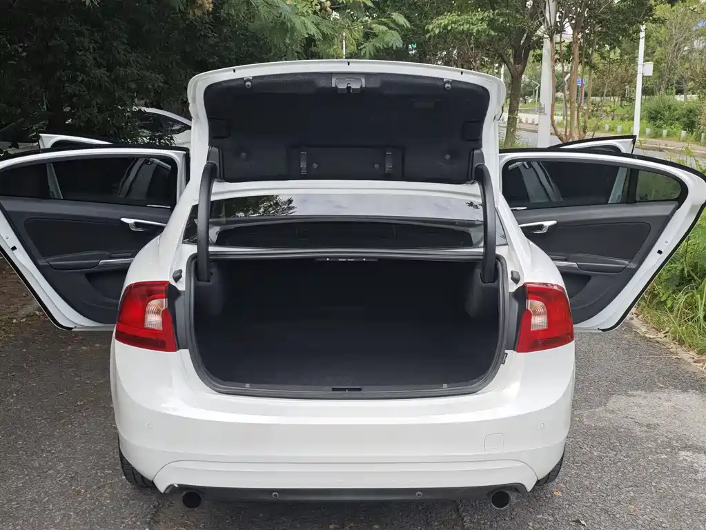 Volvo S60 2017 S60L T3