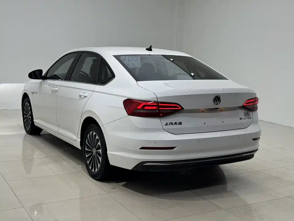 Volkswagen Lavida Pure Electric — миниатюра 4