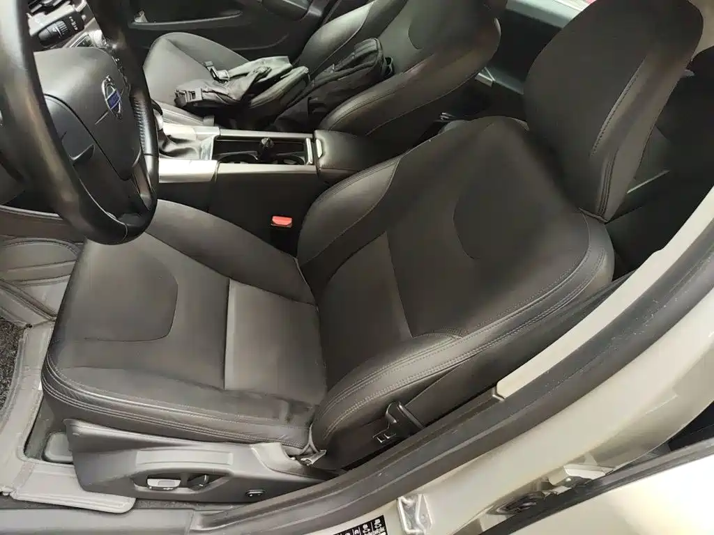 Volvo S60 — миниатюра 14