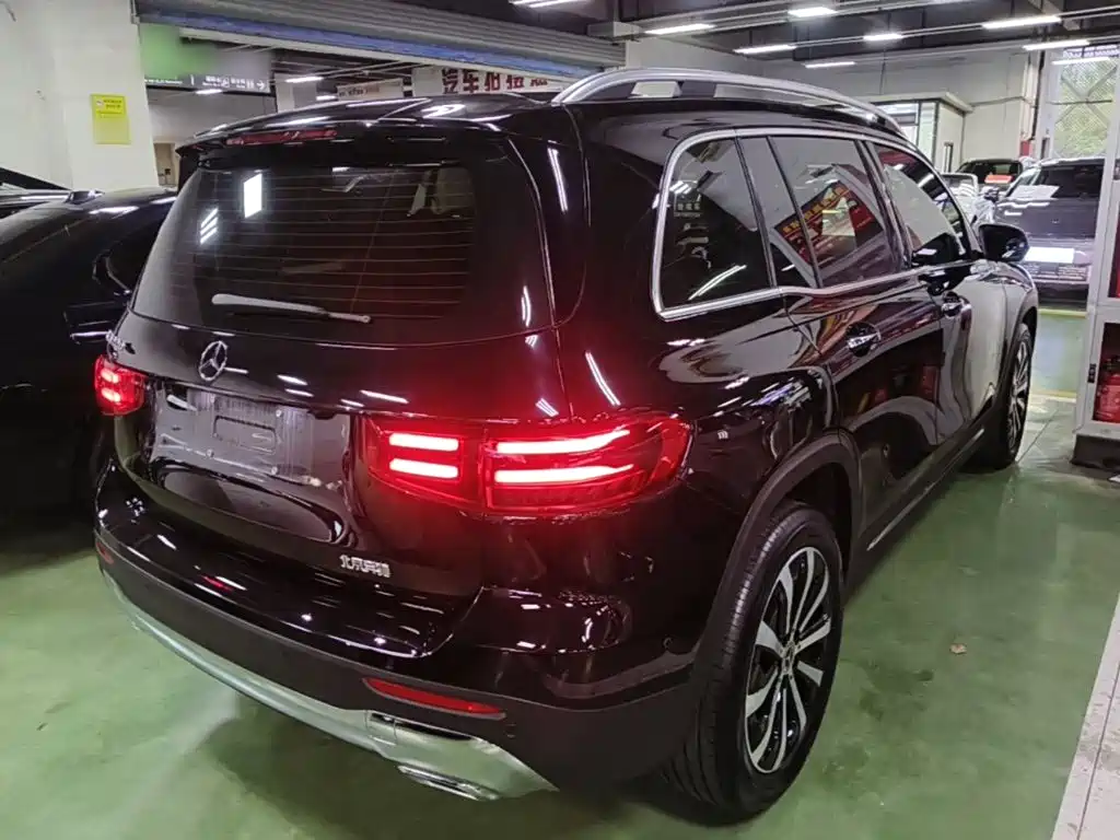 Mercedes-Benz GLB — миниатюра 7