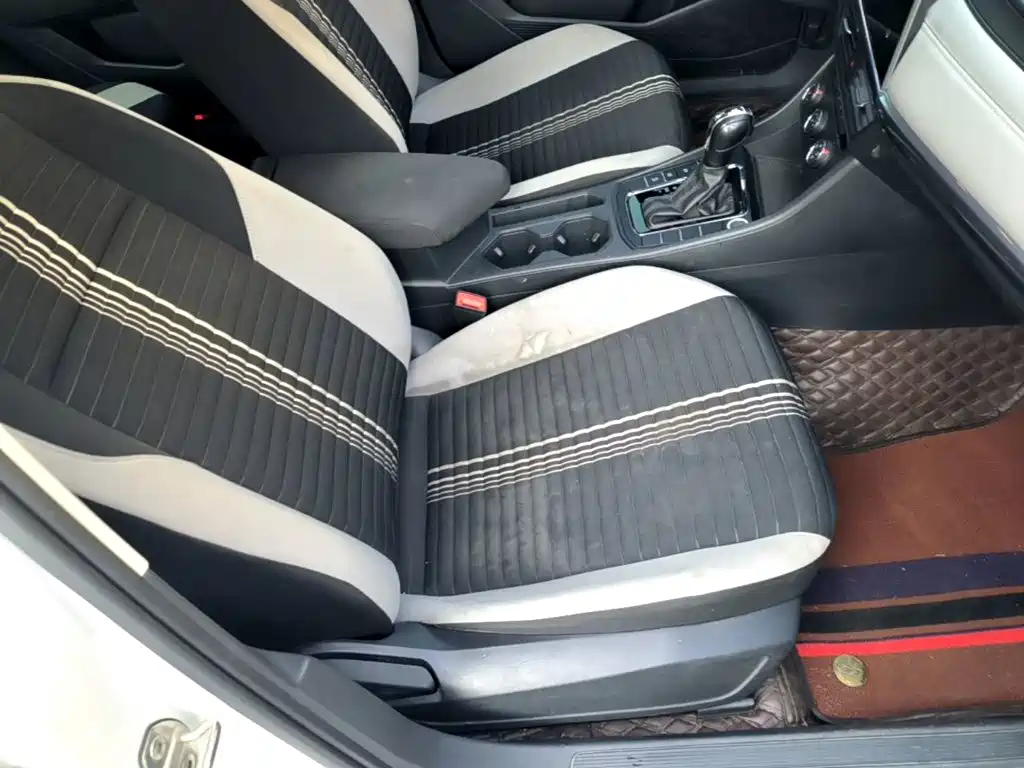 Volkswagen Bora — миниатюра 25