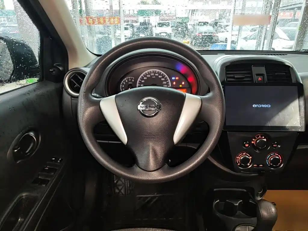 Nissan Sunny — миниатюра 11