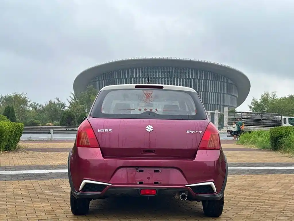 Suzuki Swift — миниатюра 5