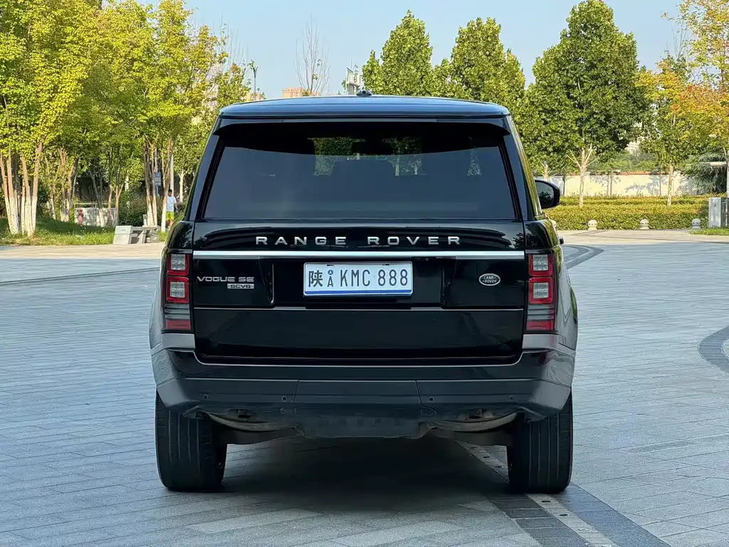 Land Rover Range Rover — миниатюра 5