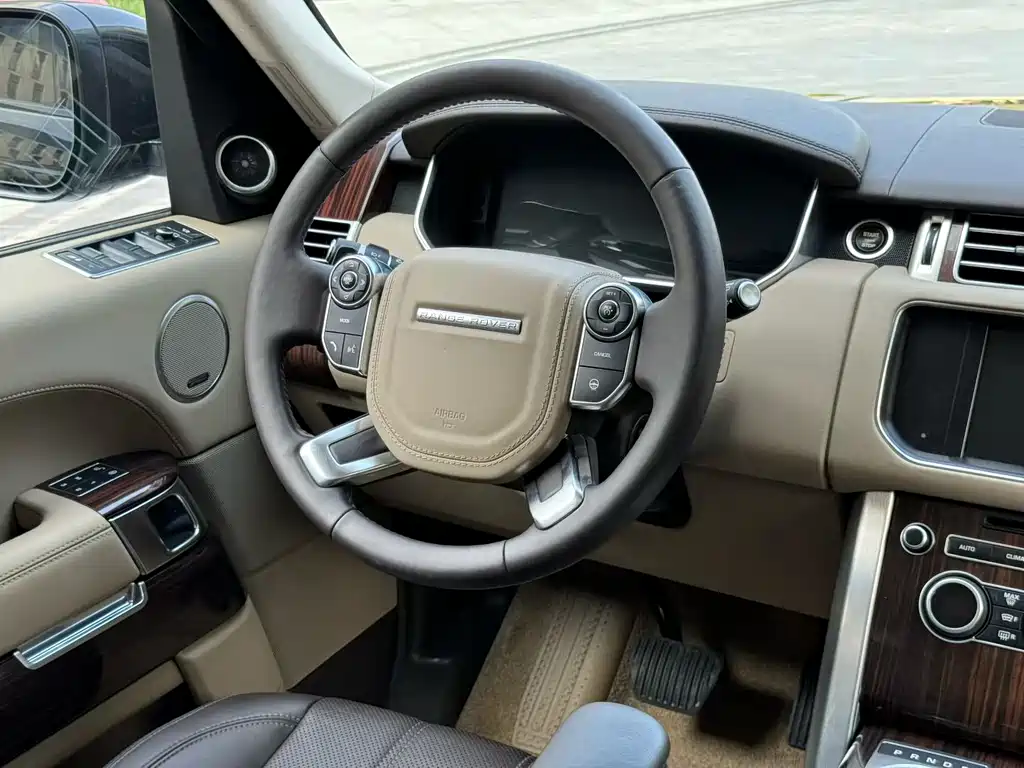 Land Rover Range Rover — миниатюра 9
