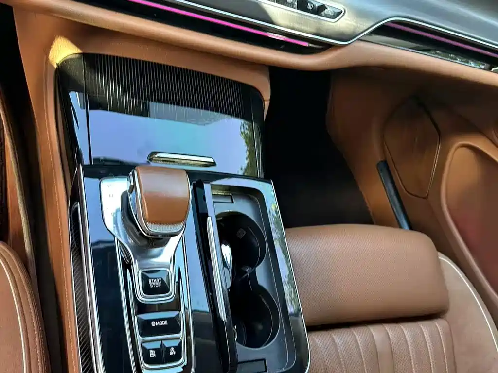 Hongqi Hongqi H9 — миниатюра 11