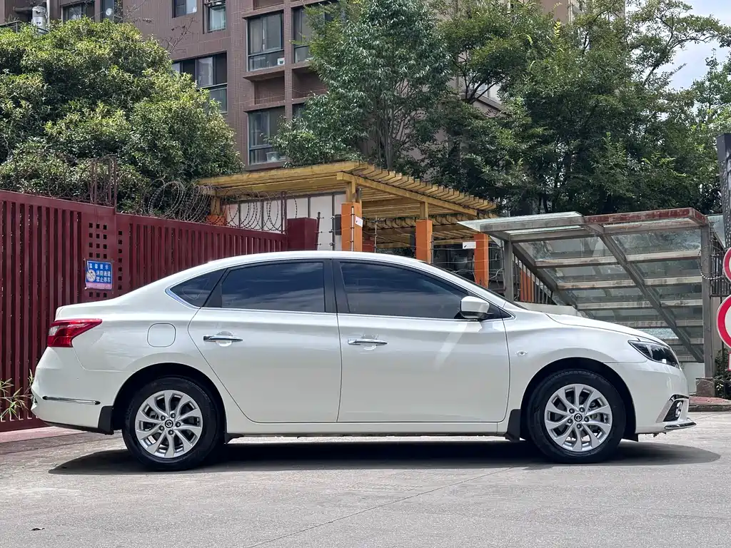 Nissan Sylphy — миниатюра 11
