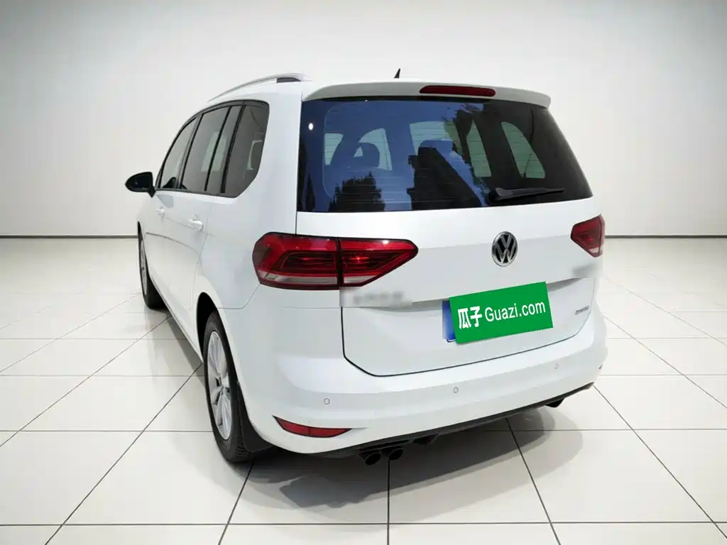 Volkswagen Touran — миниатюра 4
