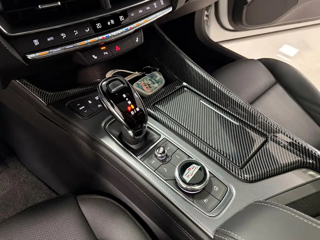 Cadillac CT5 — миниатюра 12
