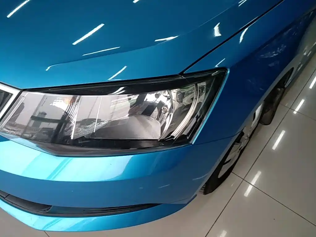 Skoda Fabia — миниатюра 24