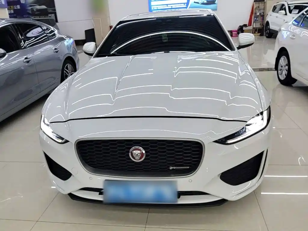 Jaguar XEL — миниатюра 3