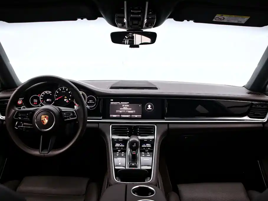Porsche Panamera — миниатюра 5