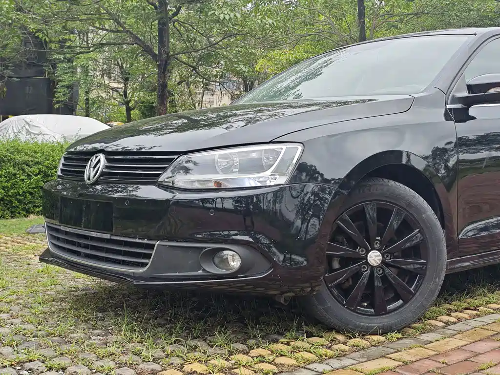 Volkswagen Sagitar — миниатюра 3
