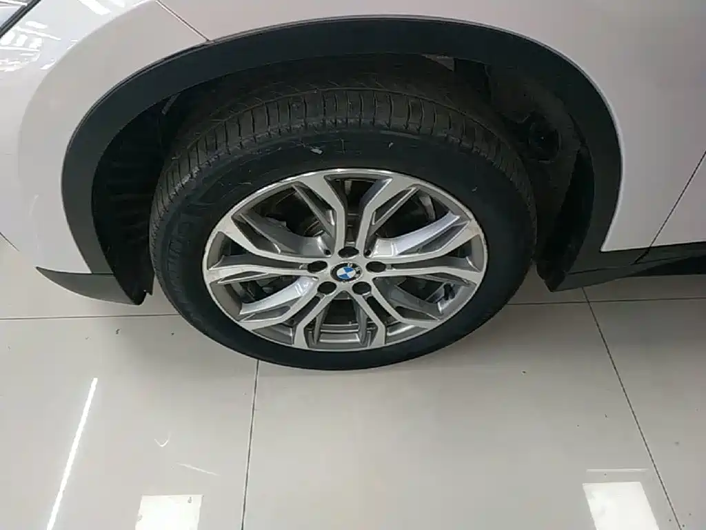 BMW X1 — миниатюра 23