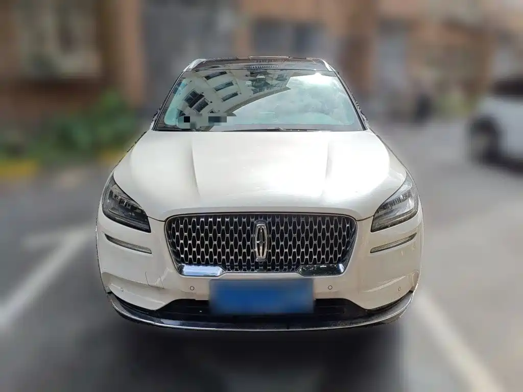 Lincoln Corsair — миниатюра 23