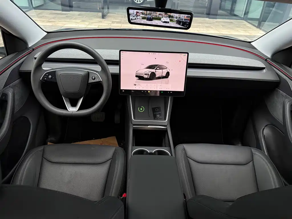 Tesla Model Y — миниатюра 23